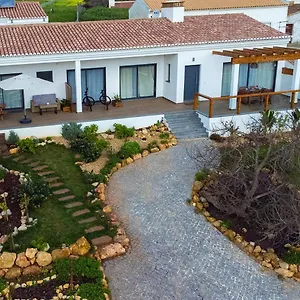 casa-monte-salema.hotelaalgarve.com/
